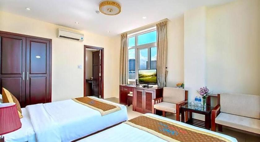 Gia Linh Hotel Дананг Экстерьер фото